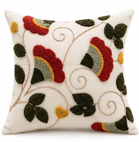 Coussin Brodé Arabesque