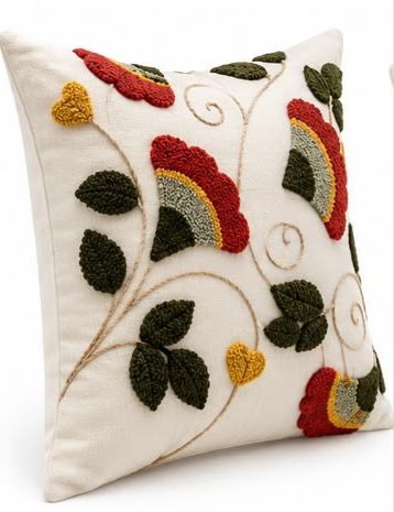 Coussin Brodé Arabesque