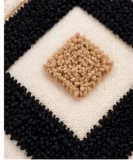 Coussin Brodé Nomade