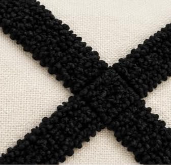 Coussin Brodé Ébène