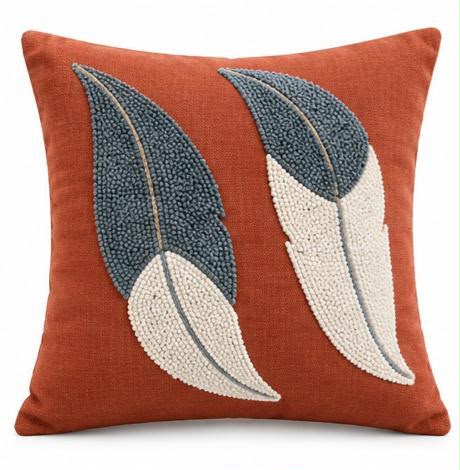 Coussin Brodé Plume