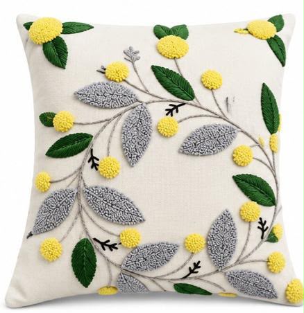 Coussin Brodé Mimosa