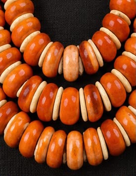 Tableau Collier Tribal Safran